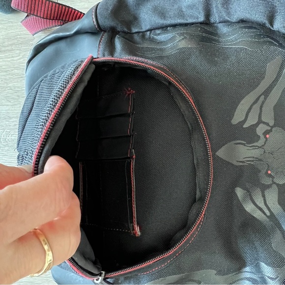 TONY HAWK® Skateboarders  16” BACKPACK Black with red details​ NWOT - Picture 11 of 12